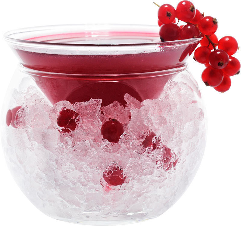 How to Make the Currant Cosmo